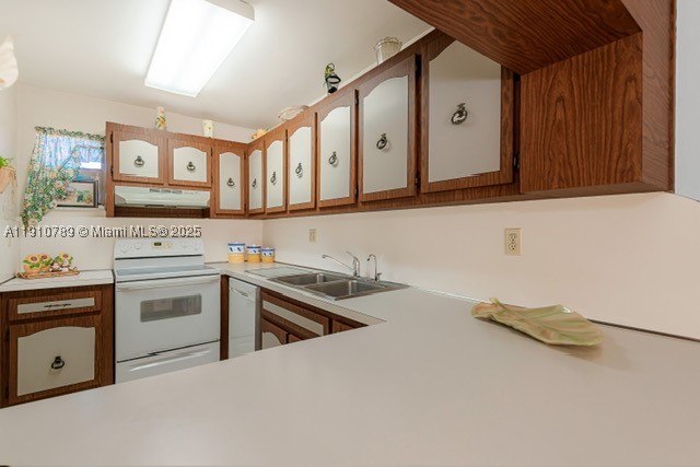 PALM-EAST GARDENS CONDO - Residential