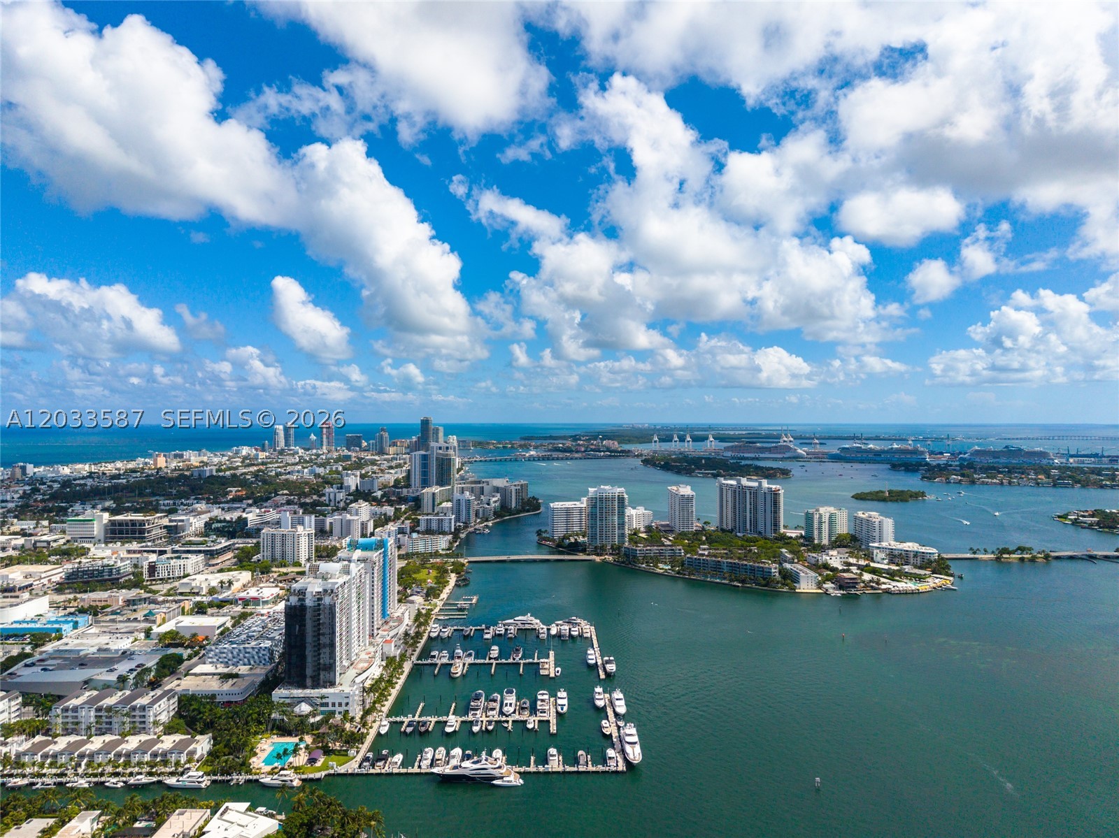 SUNSET HARBOUR NORTH COND - Residential