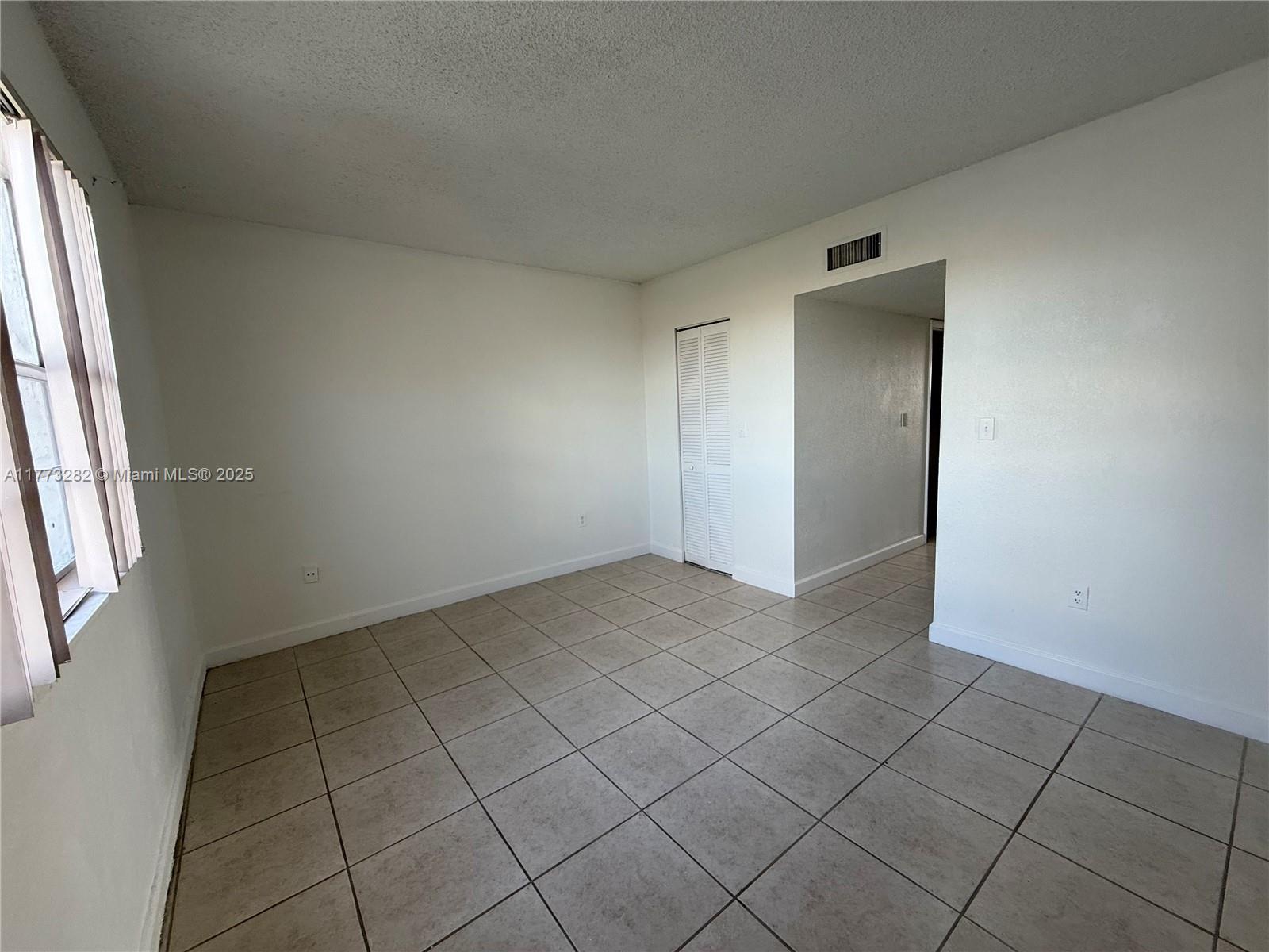 THE BERKELEY CONDO - Residential Lease