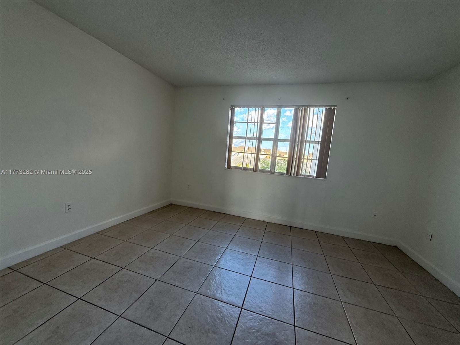THE BERKELEY CONDO - Residential Lease