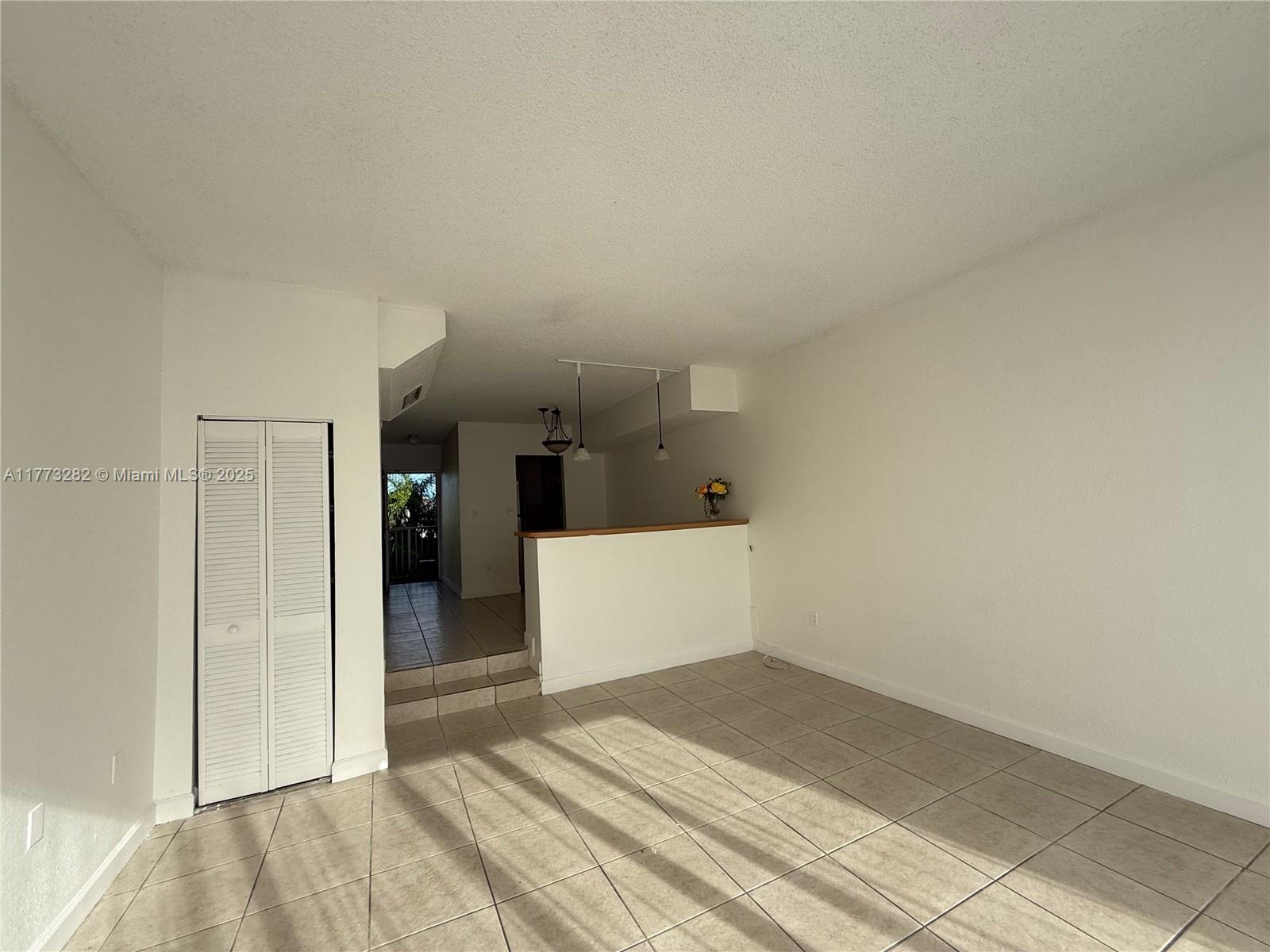 THE BERKELEY CONDO - Residential Lease
