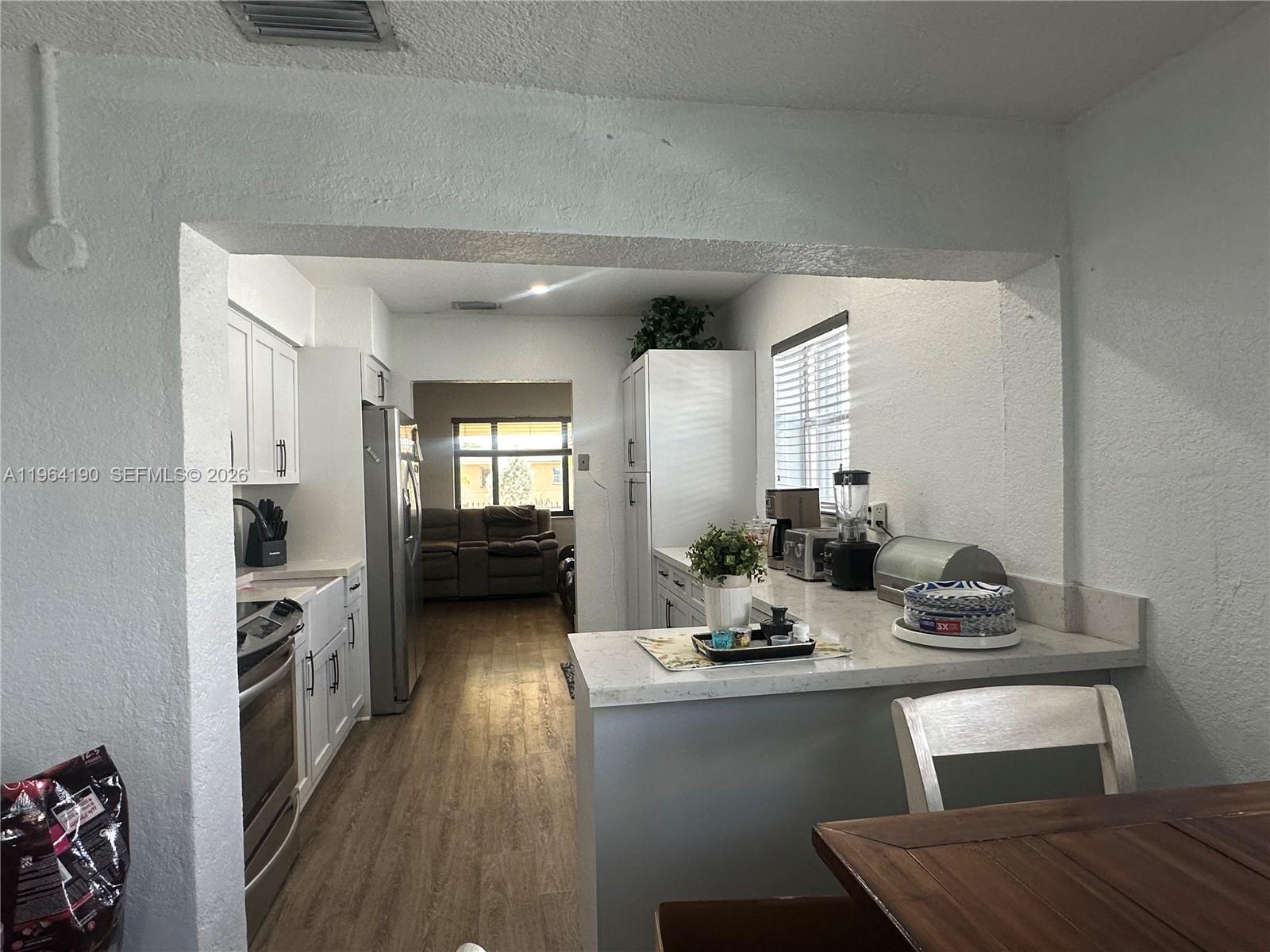 INGLESIDE PARK - Residential