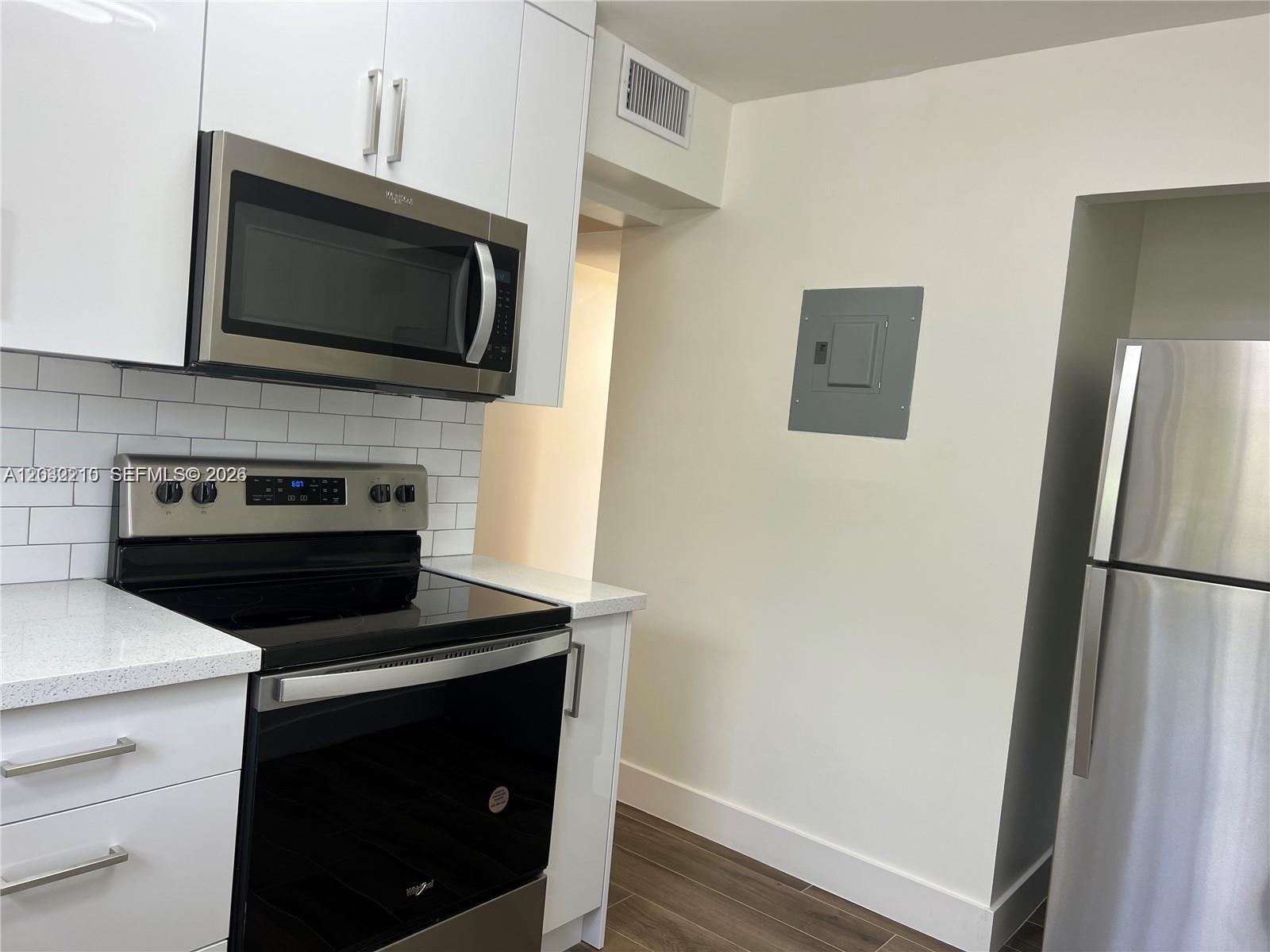 KINGS CREEK SO CONDO - Residential