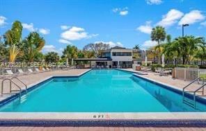 KINGS CREEK SO CONDO - Residential