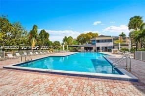 KINGS CREEK SO CONDO - Residential