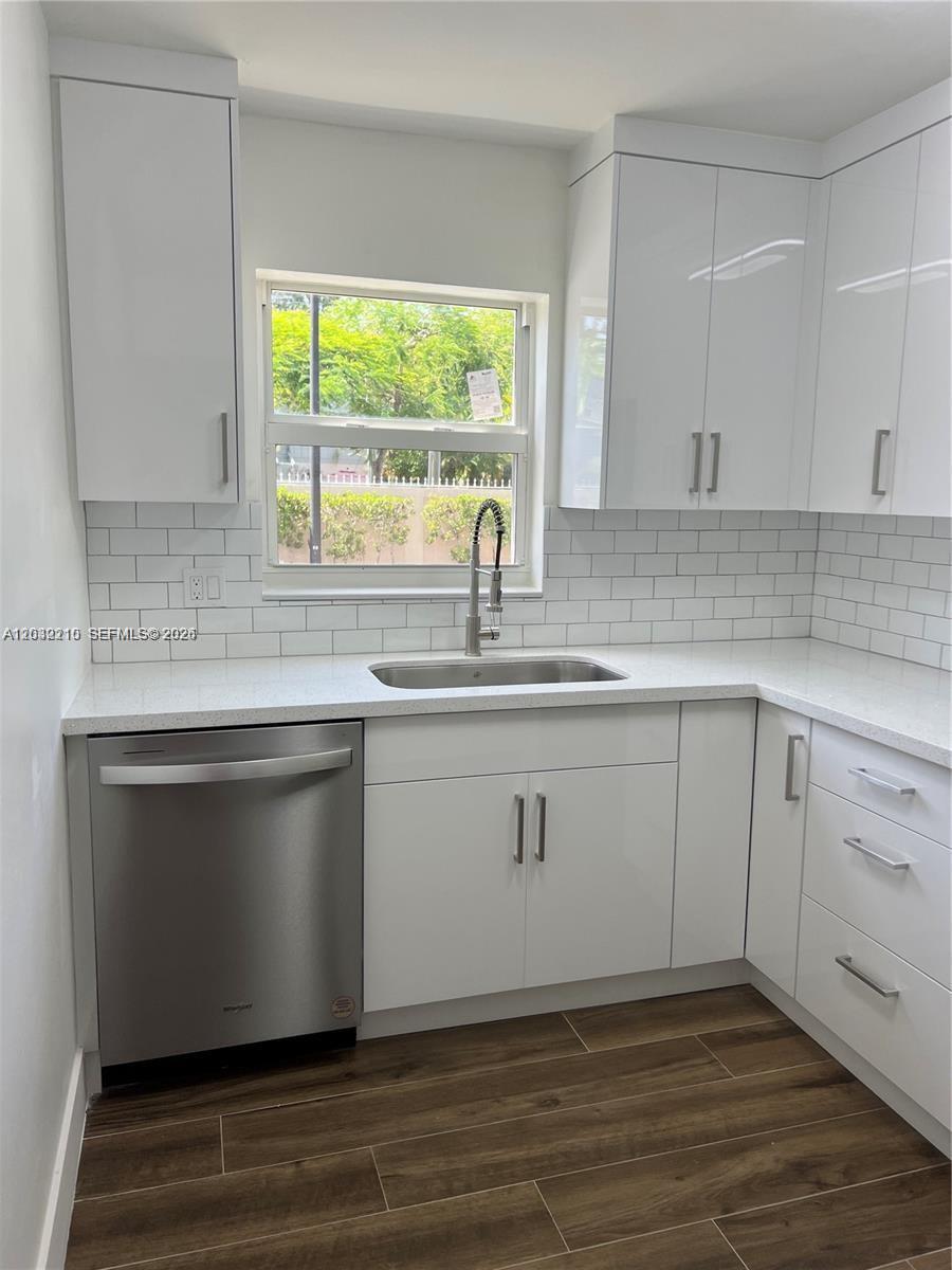 KINGS CREEK SO CONDO - Residential