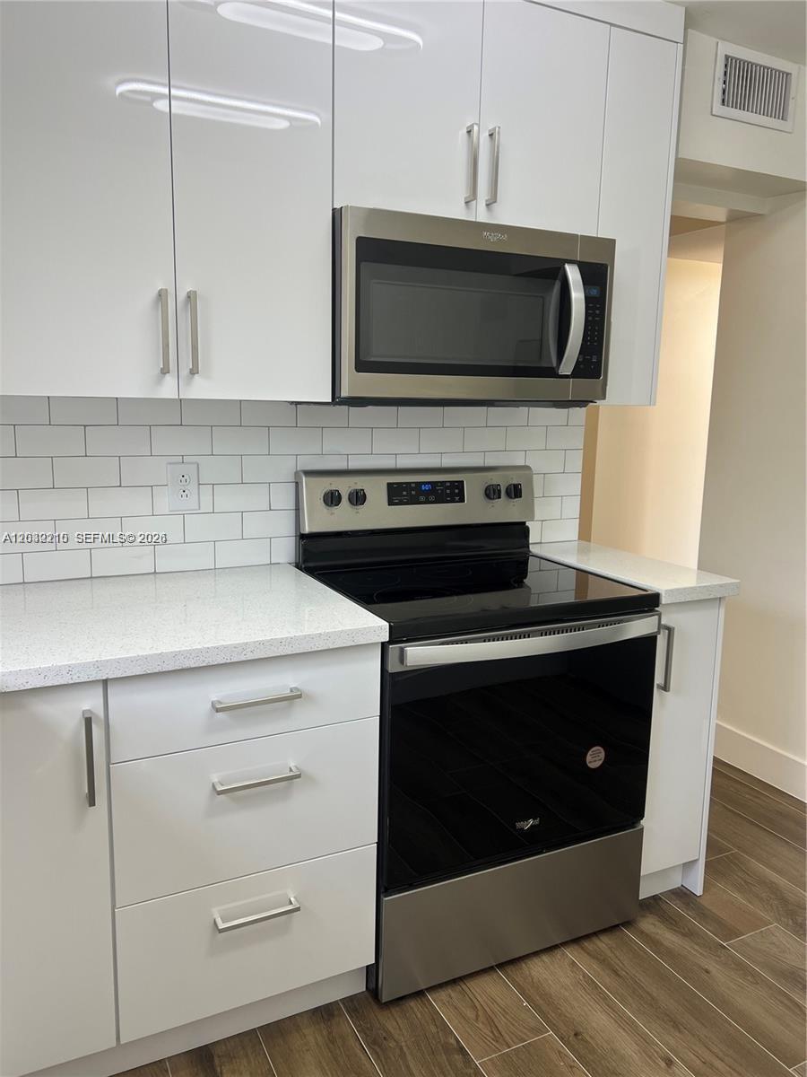 KINGS CREEK SO CONDO - Residential