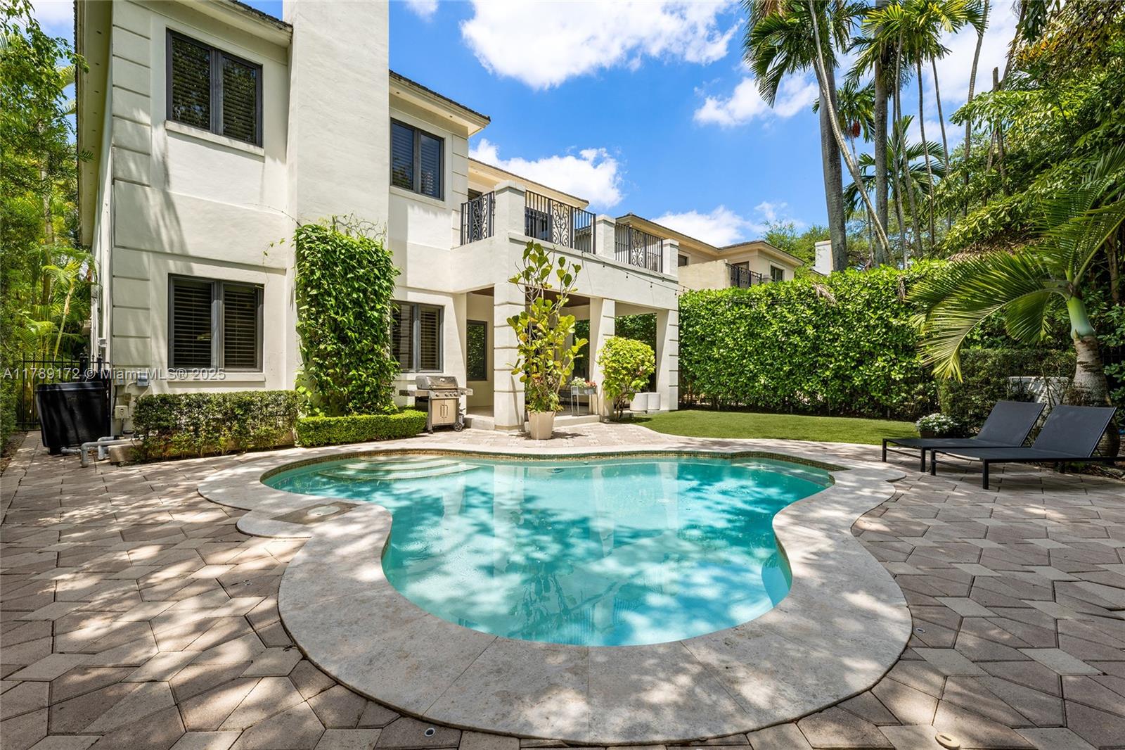BRICKELL FLAGLER - Residential