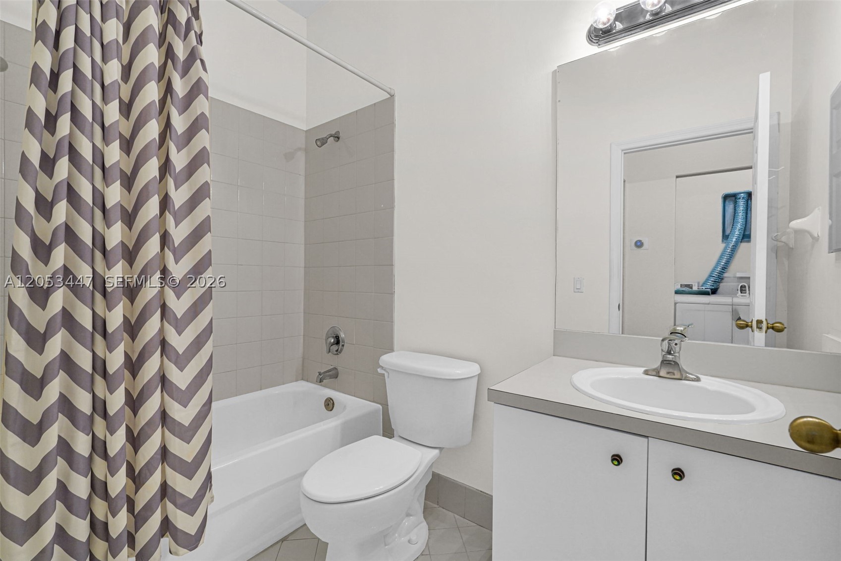 LAKES BY THE BAY CEE - Residential