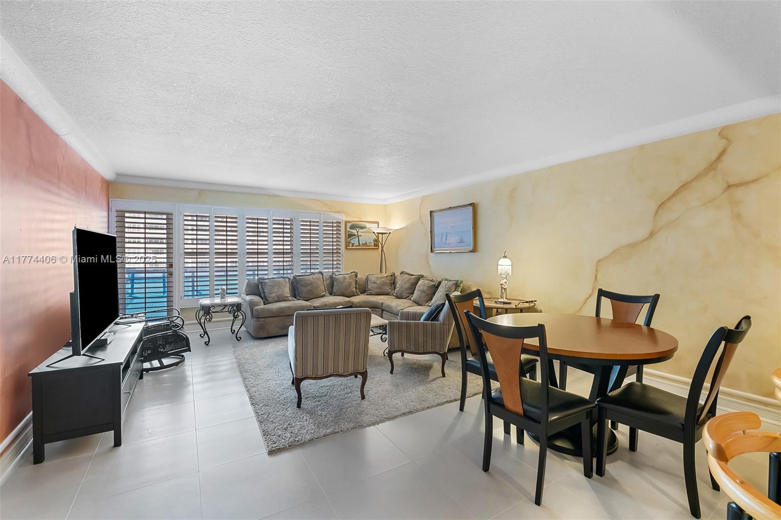 PLAYA DEL MAR CONDO - Residential