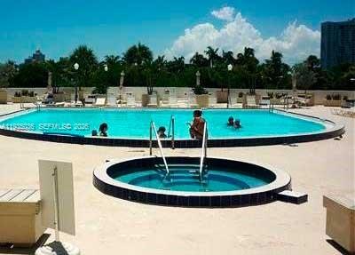 FLAMENCO CONDO TOWER I - Residential