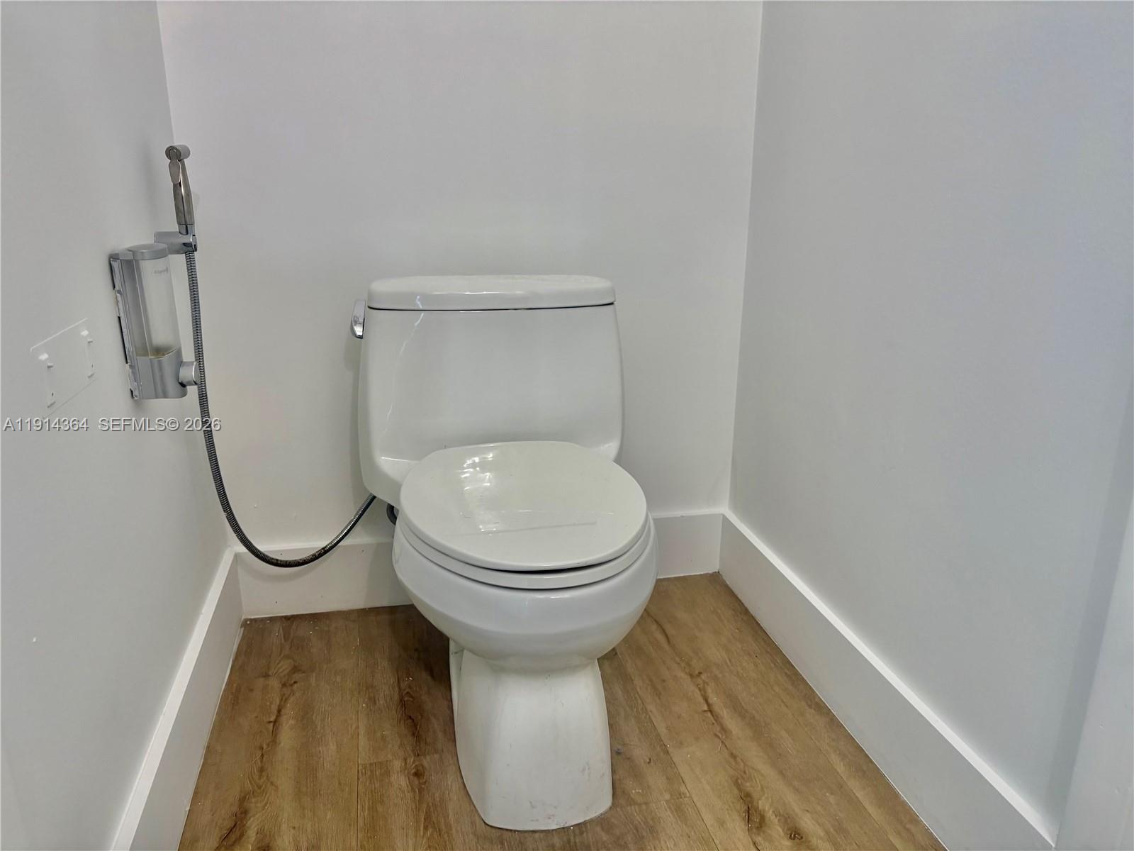 1800 CLUB CONDO - Residential