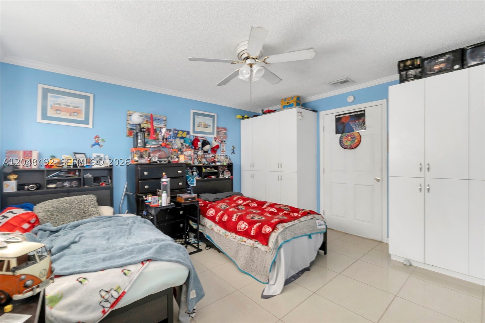 CORAL KEY VILLAS 8TH SEC - Residential
