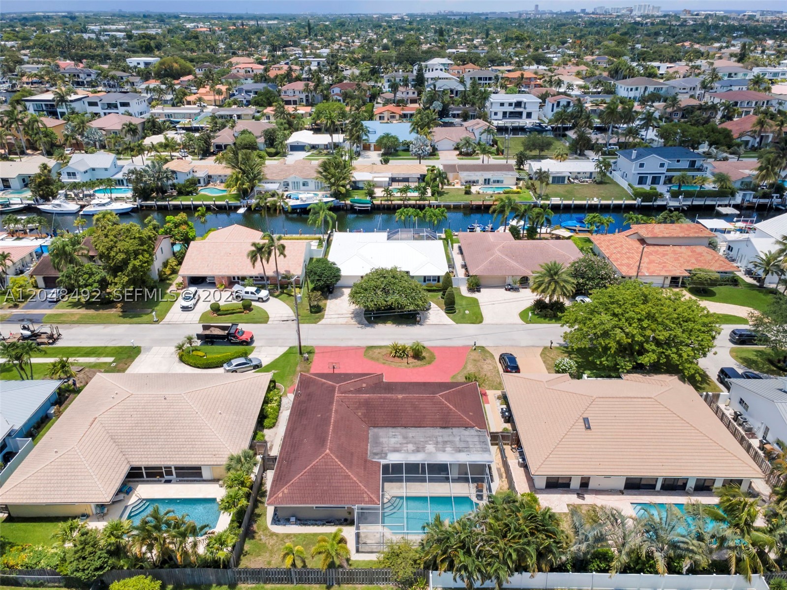 CORAL KEY VILLAS 8TH SEC - Residential