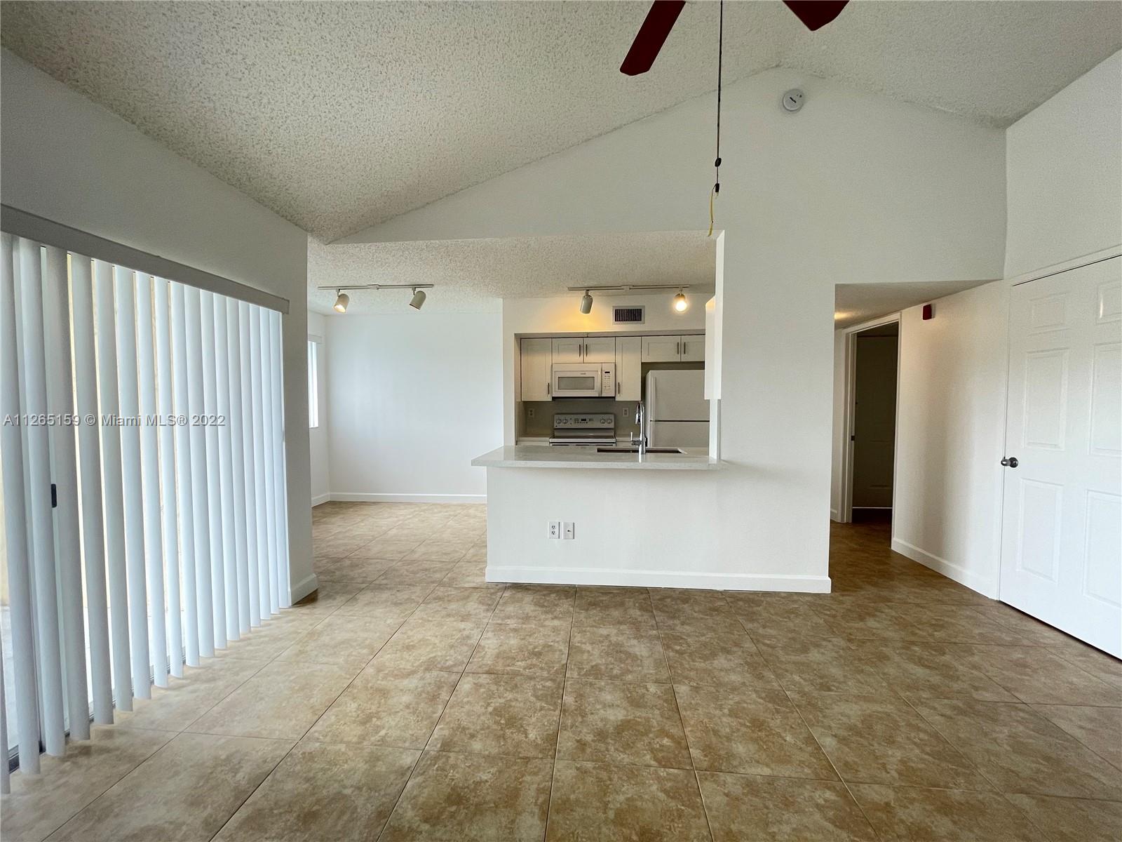 ROYAL GRAND CONDO - Residential Lease