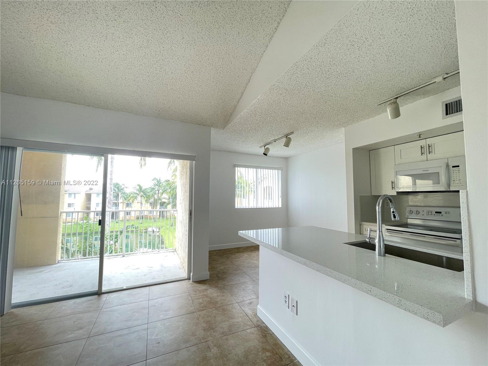 ROYAL GRAND CONDO - Residential Lease