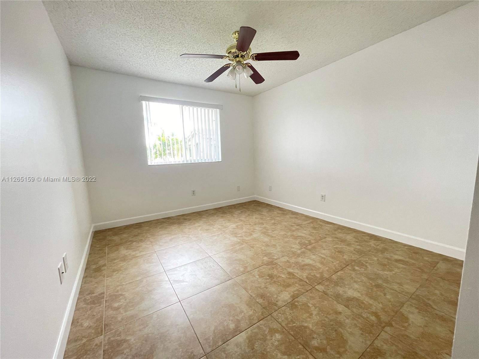 ROYAL GRAND CONDO - Residential Lease