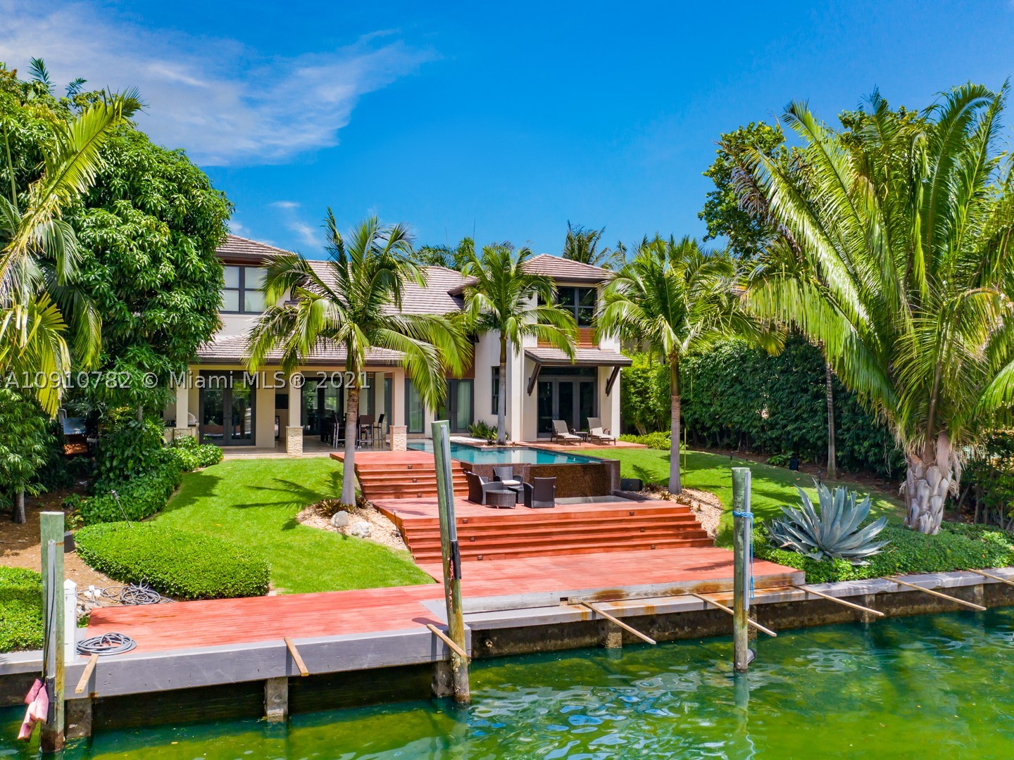 BAY POINT - Residential