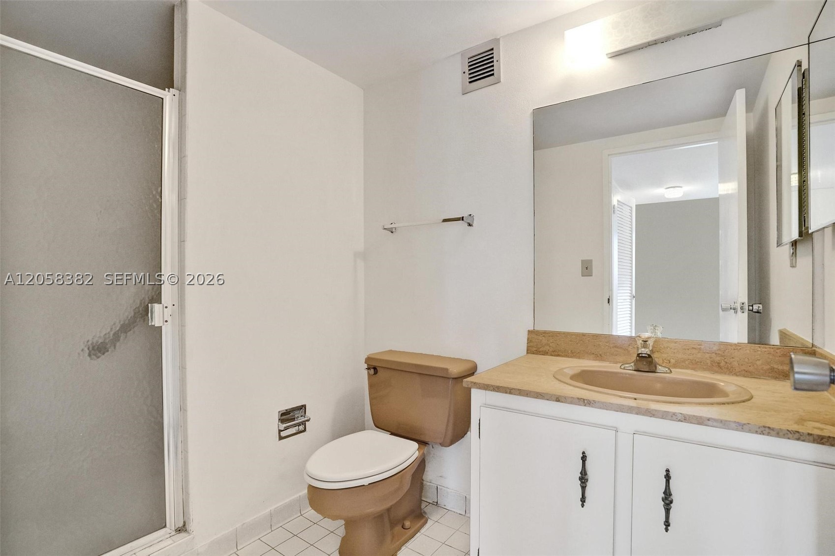 OLYMPUS CONDO PHASE - Residential