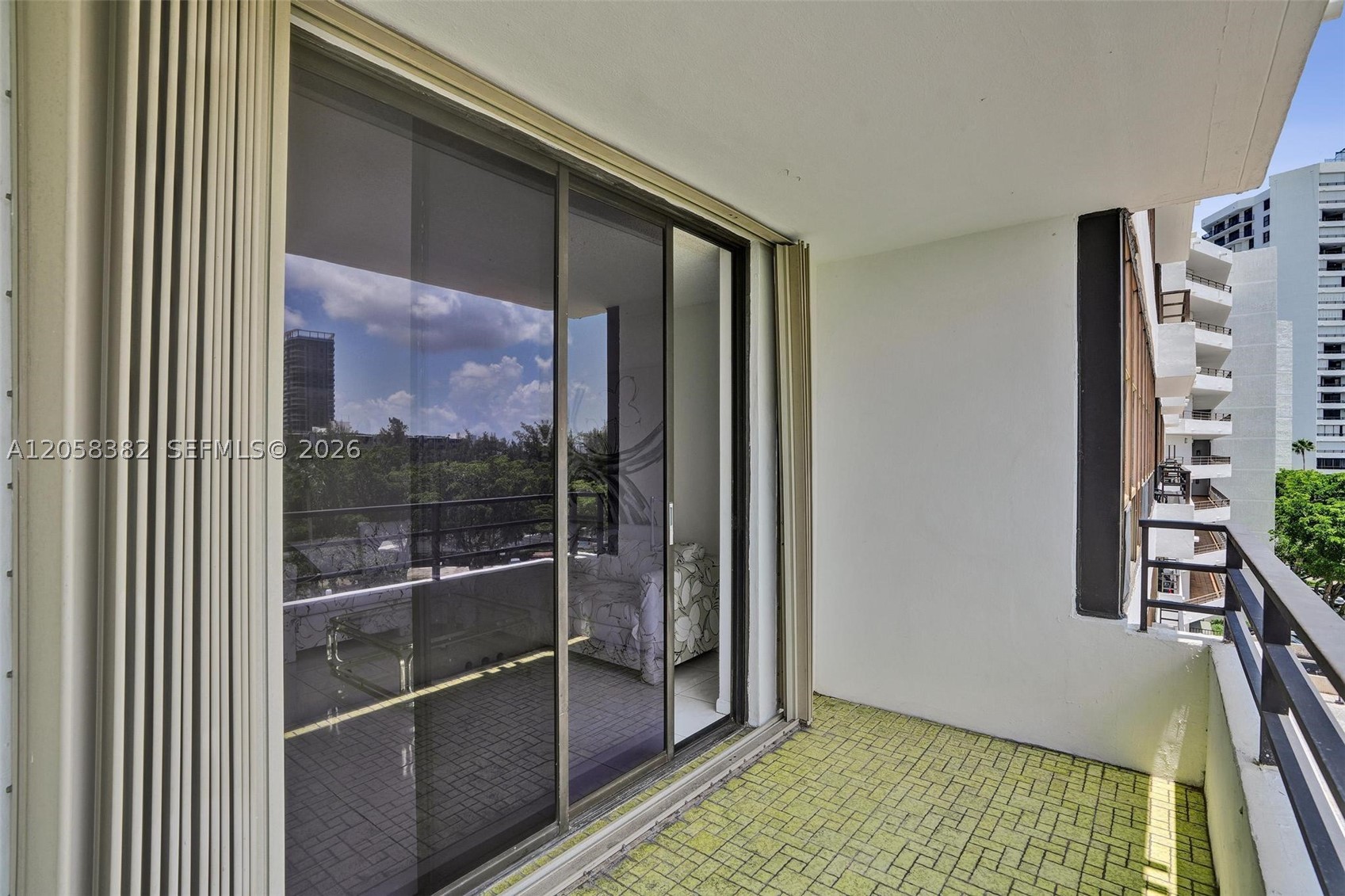 OLYMPUS CONDO PHASE - Residential