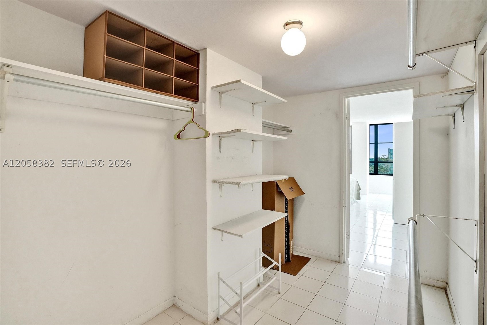 OLYMPUS CONDO PHASE - Residential
