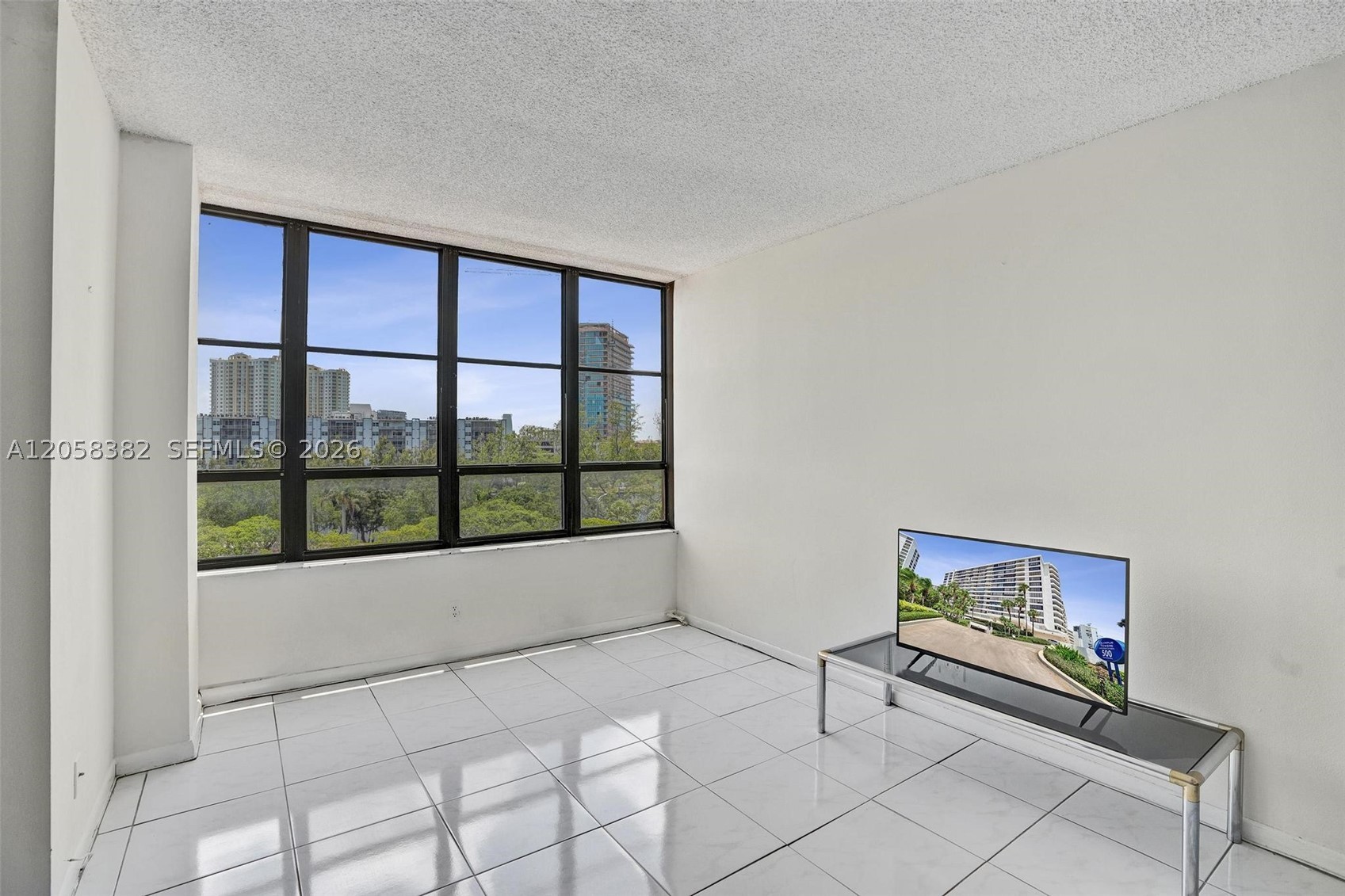 OLYMPUS CONDO PHASE - Residential