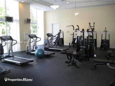 VENTURE AT AVENTURA WEST - Residential