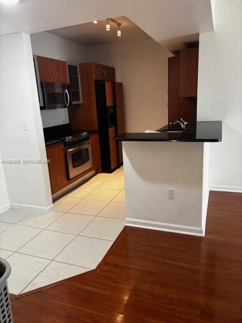 VENTURE AT AVENTURA WEST - Residential
