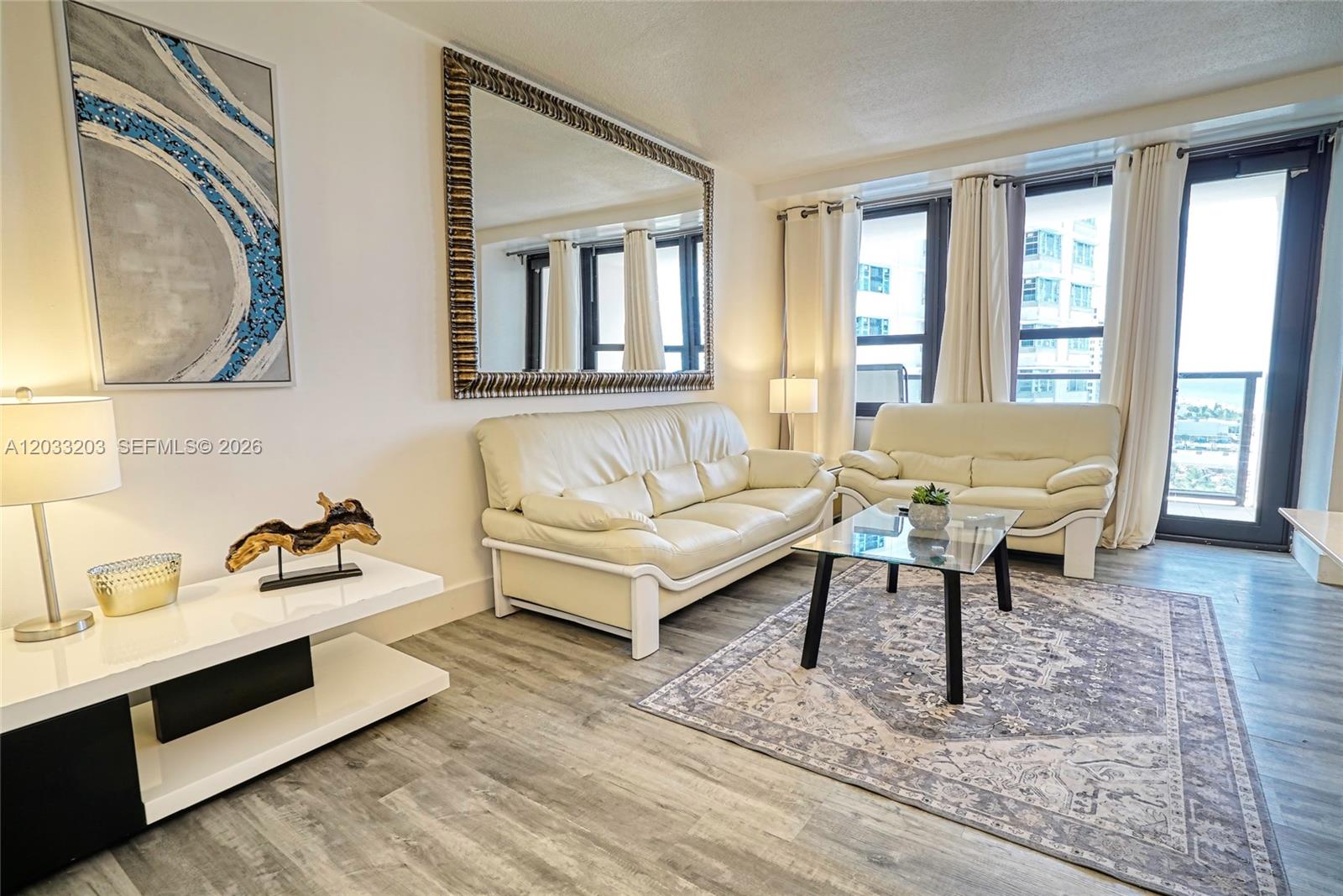 THE ALEXANDER CONDO - Residential