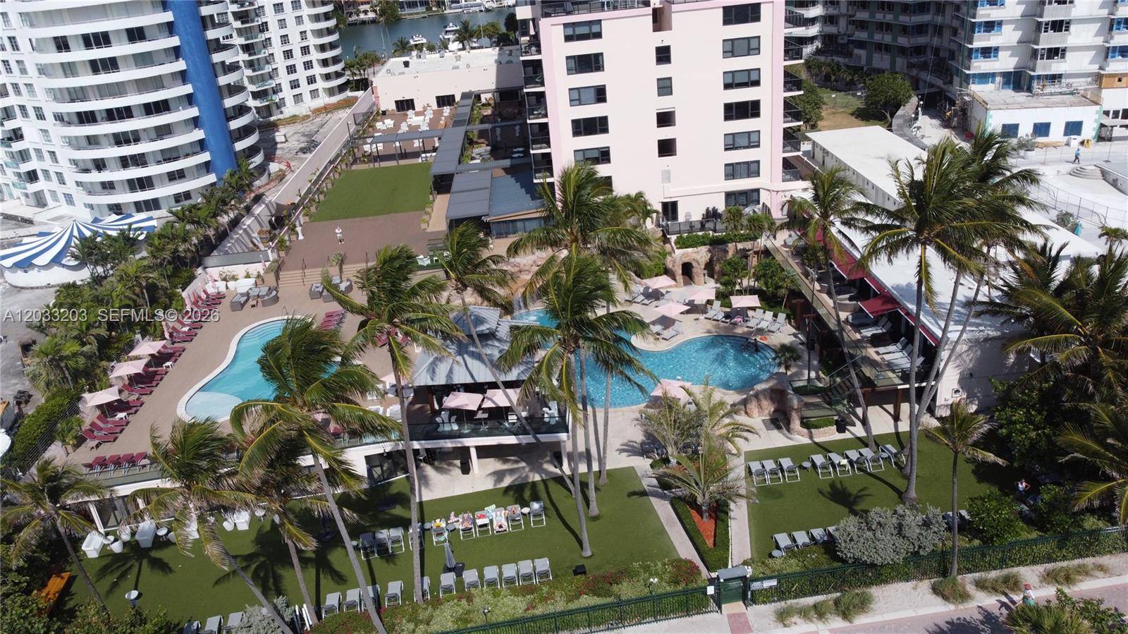 THE ALEXANDER CONDO - Residential