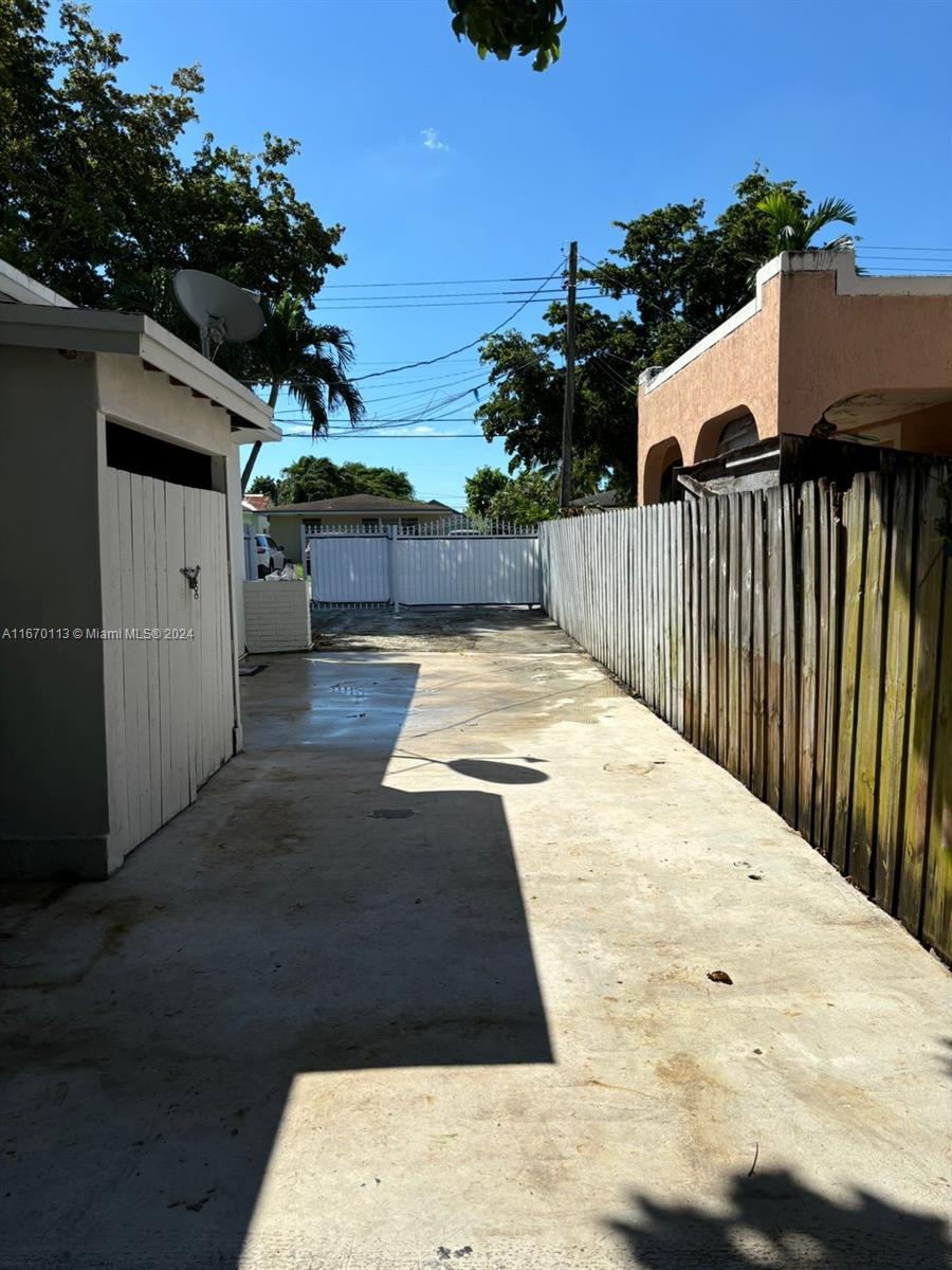 NEW HAVEN SUB - Residential Lease