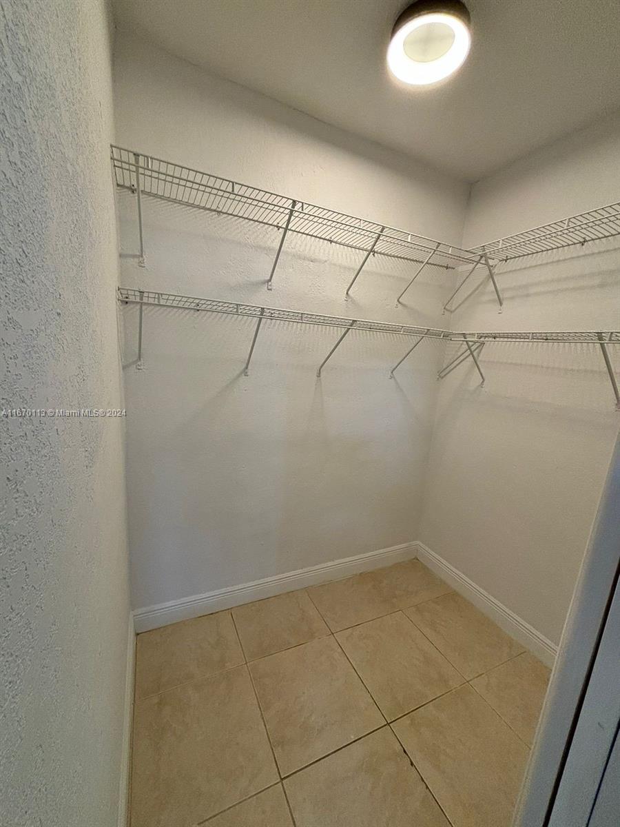 NEW HAVEN SUB - Residential Lease