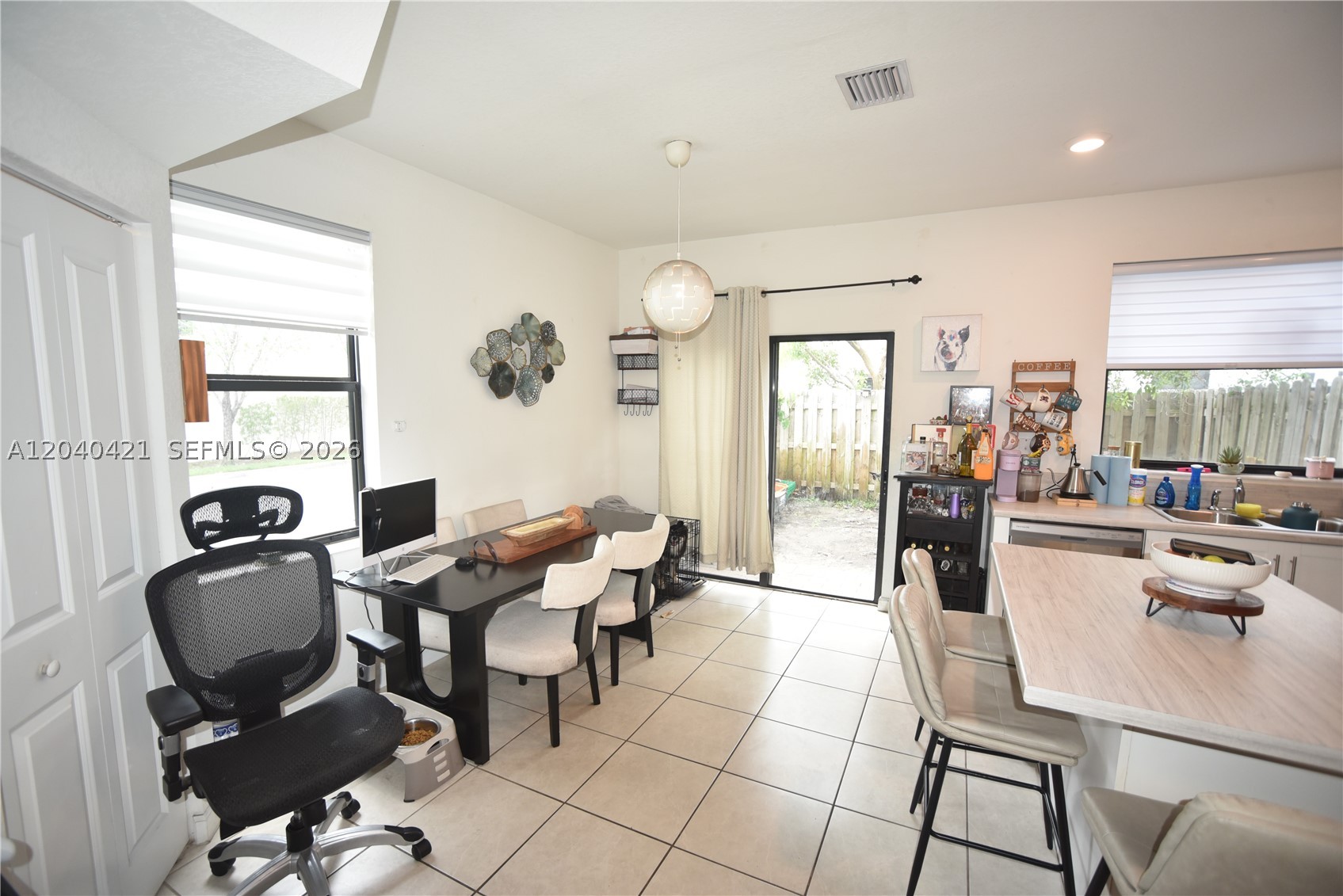 VIA VENTURA NEIGHBORHOOD - Residential