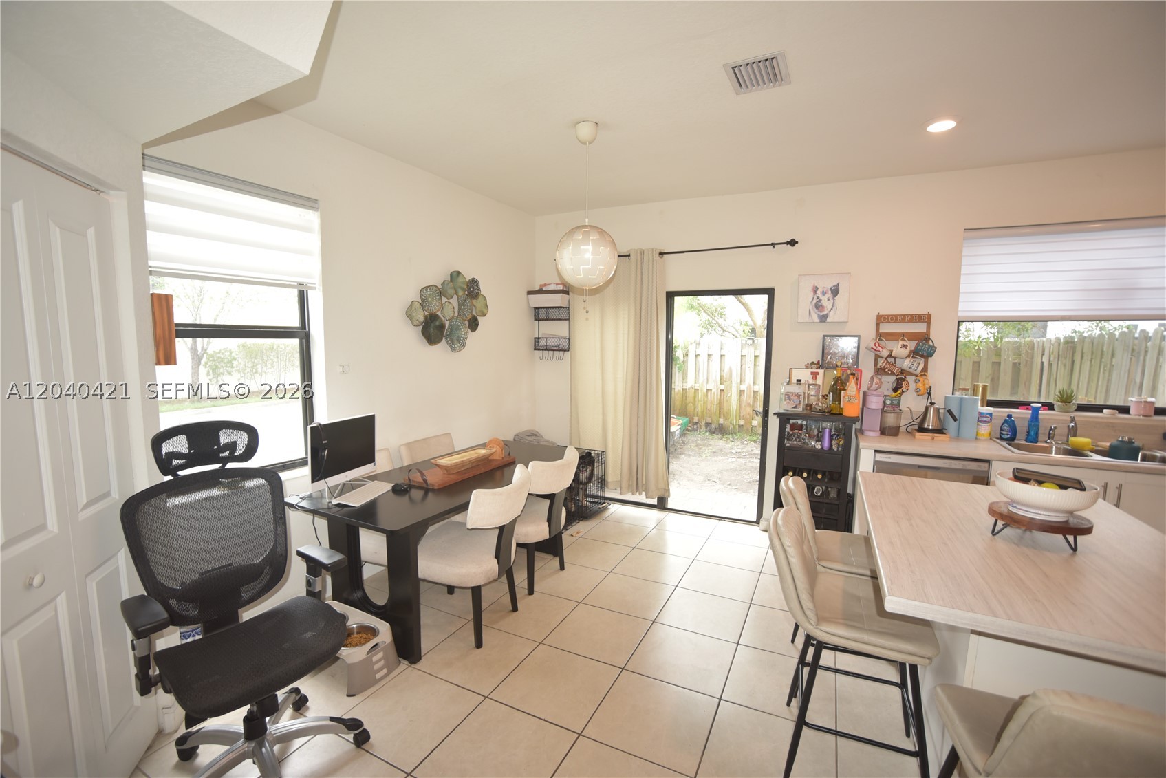VIA VENTURA NEIGHBORHOOD - Residential