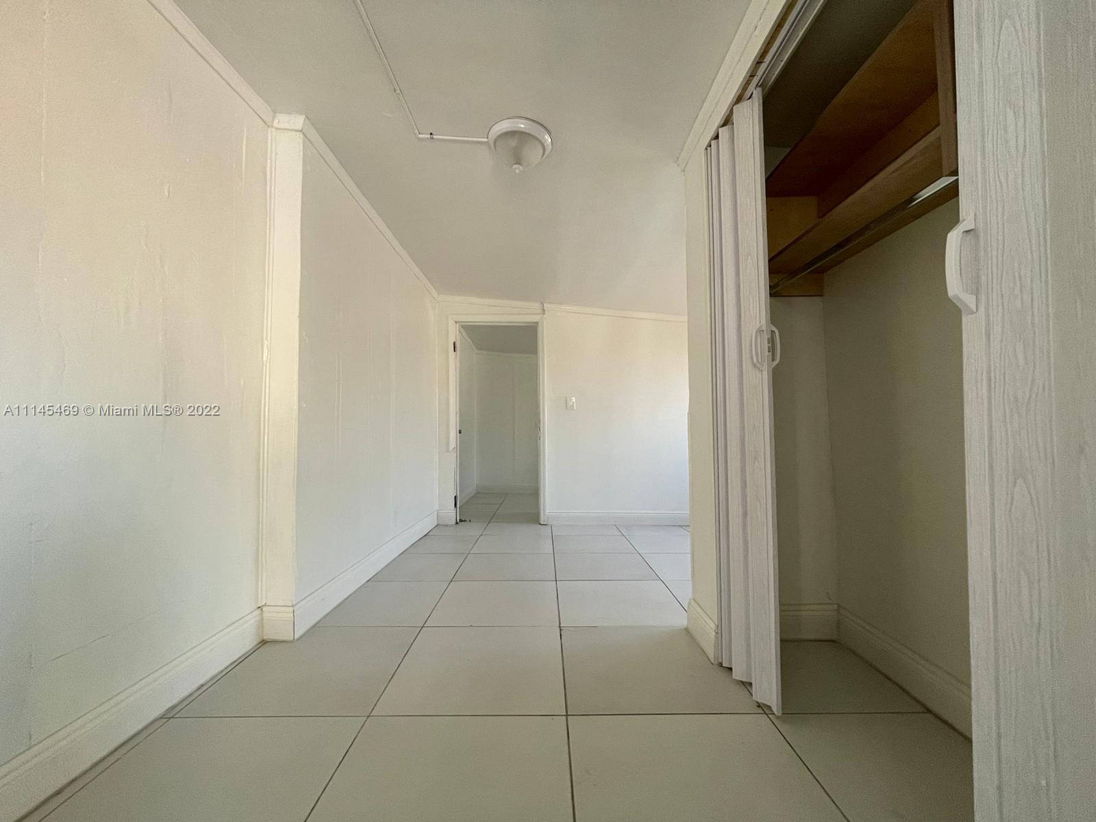DORSEY PARK - Residential Lease