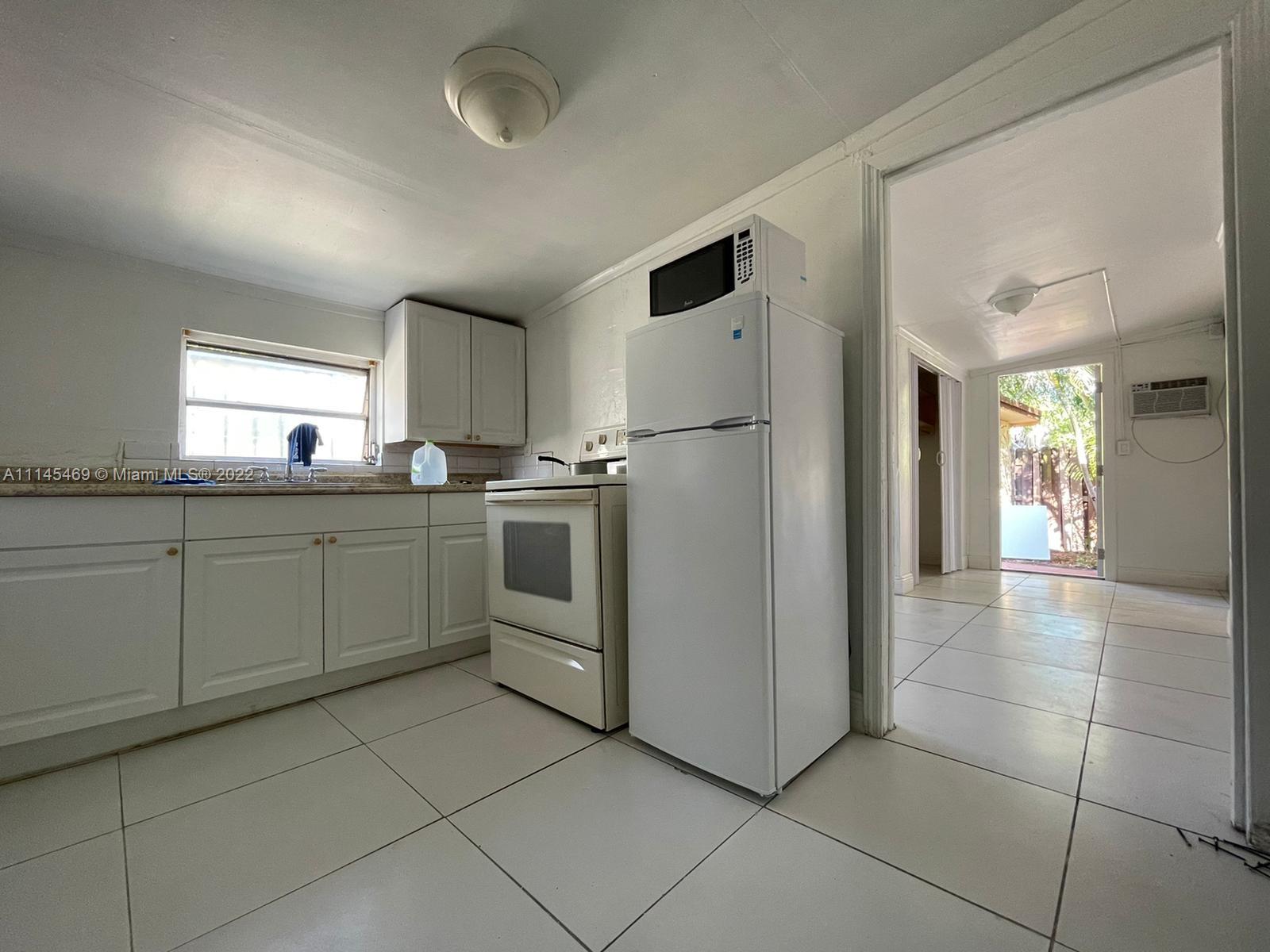 DORSEY PARK - Residential Lease