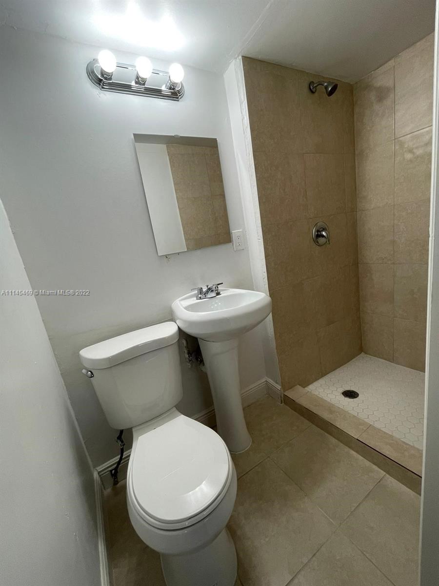 DORSEY PARK - Residential Lease