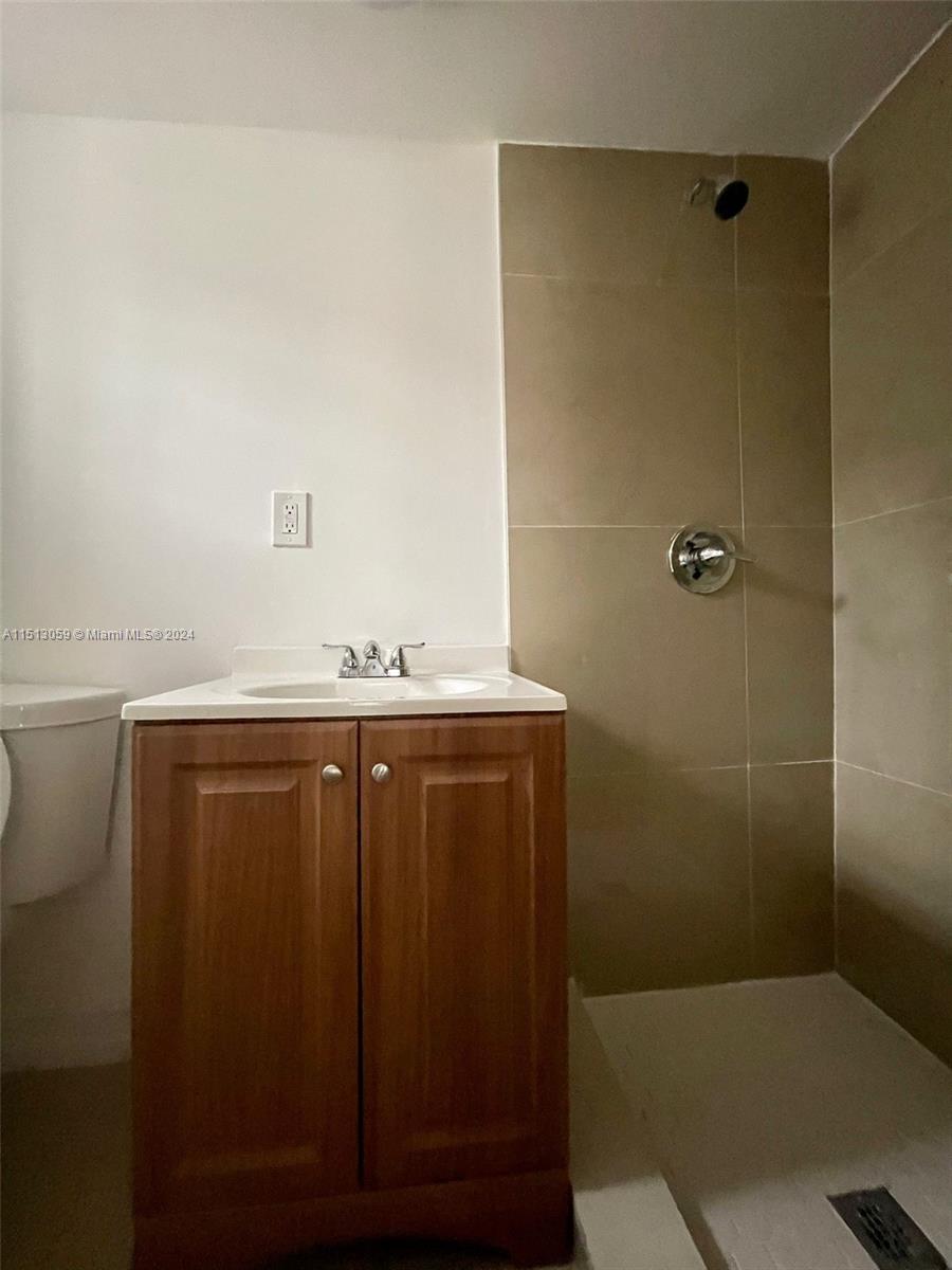ROOSEVELT PK ADDN NO 1 - Residential Lease