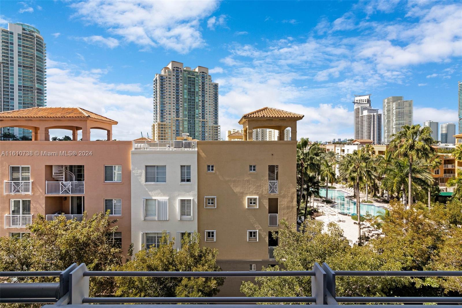 THE COSMOPOLITAN RESIDENC - Residential Lease