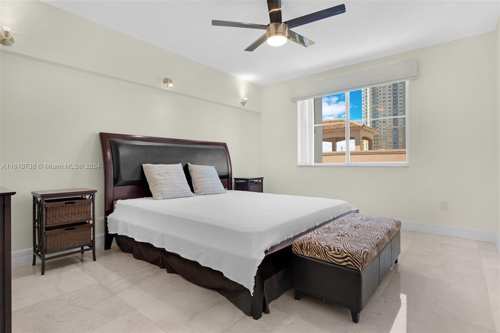 THE COSMOPOLITAN RESIDENC - Residential Lease