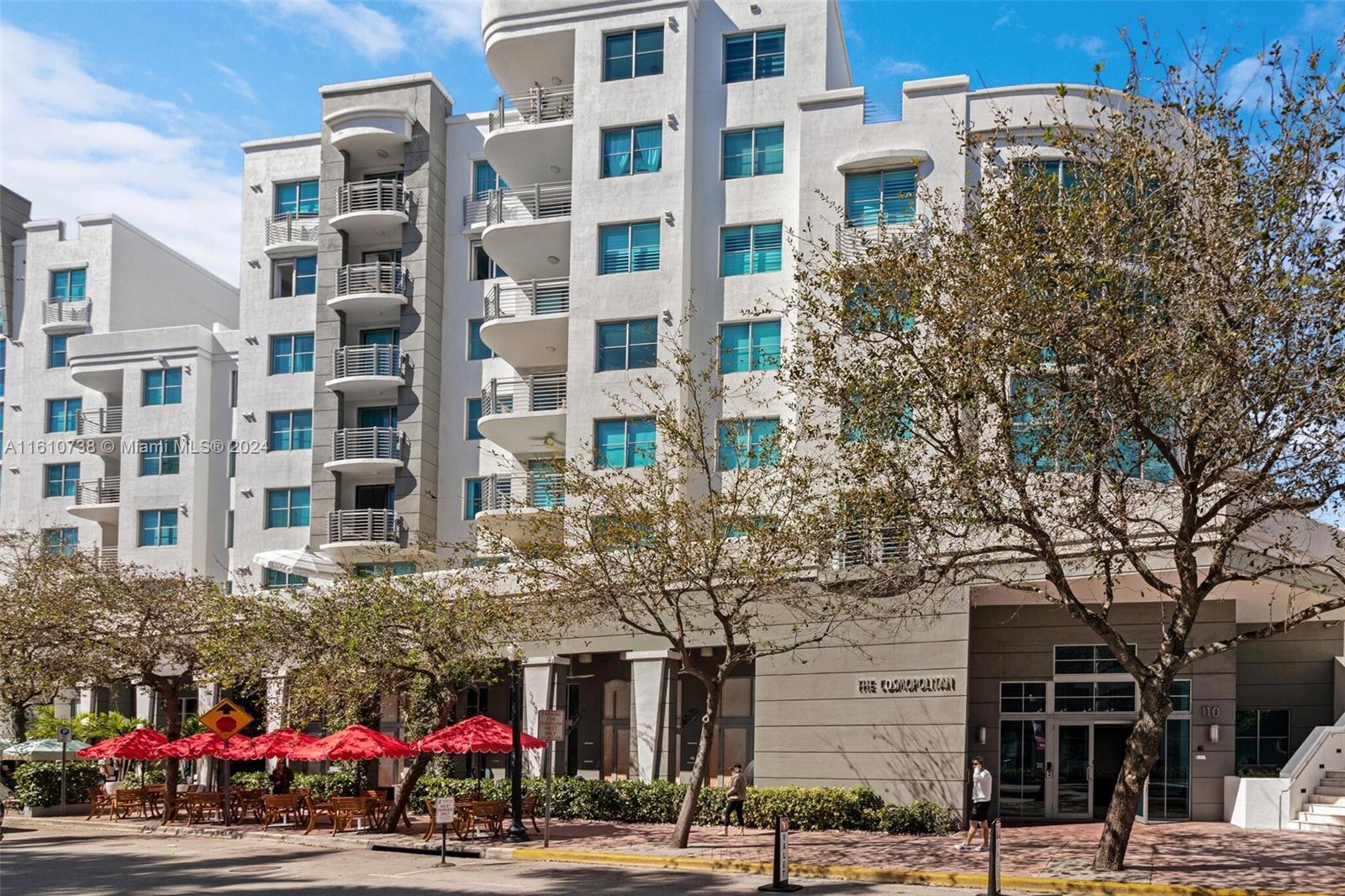 THE COSMOPOLITAN RESIDENC - Residential Lease