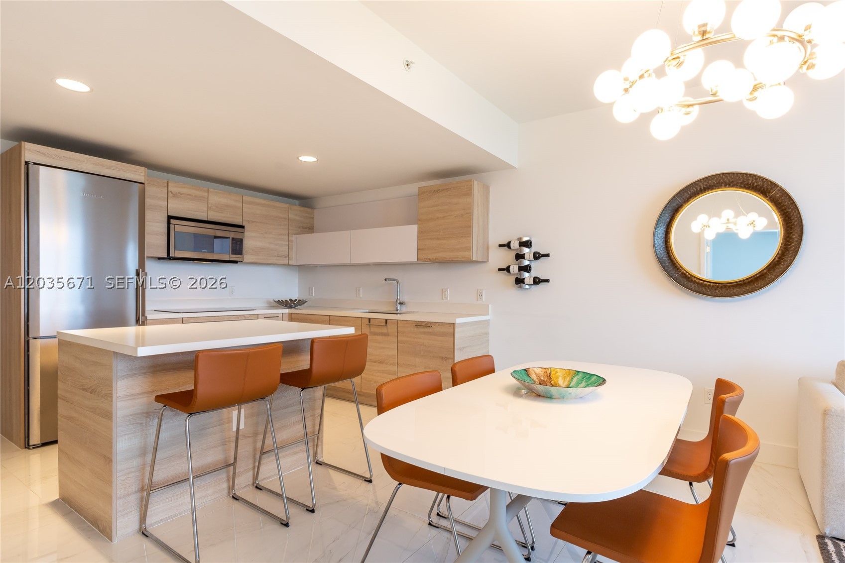 THE HARBOUR NORTH CONDO - Residential