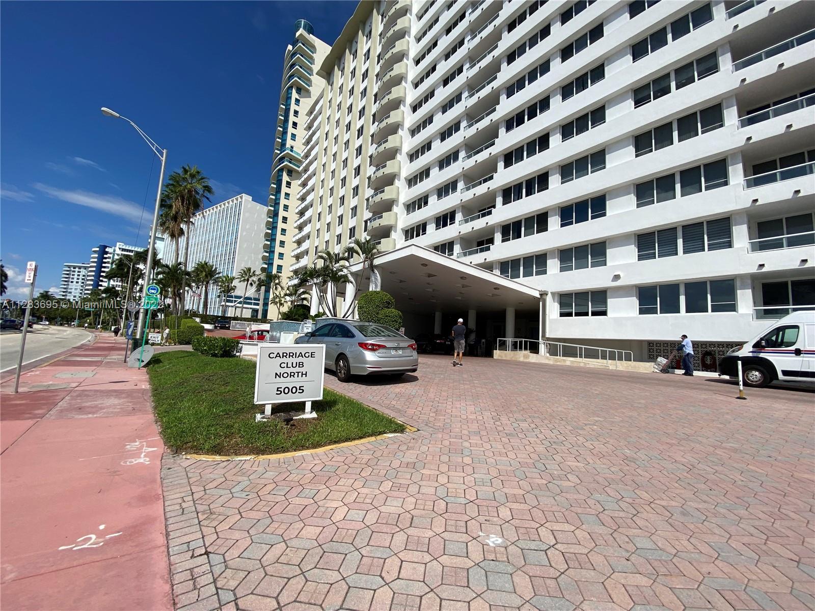 THE CARRIAGE CLUB NORTH C - Residential Lease