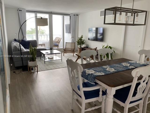 THE CARRIAGE CLUB NORTH C - Residential Lease