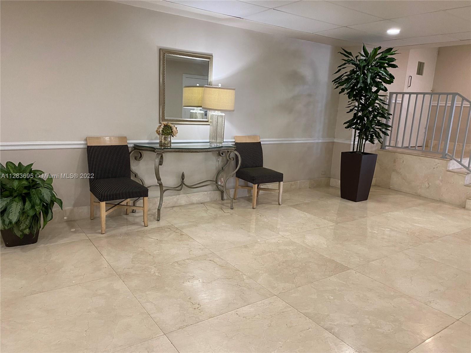 THE CARRIAGE CLUB NORTH C - Residential Lease