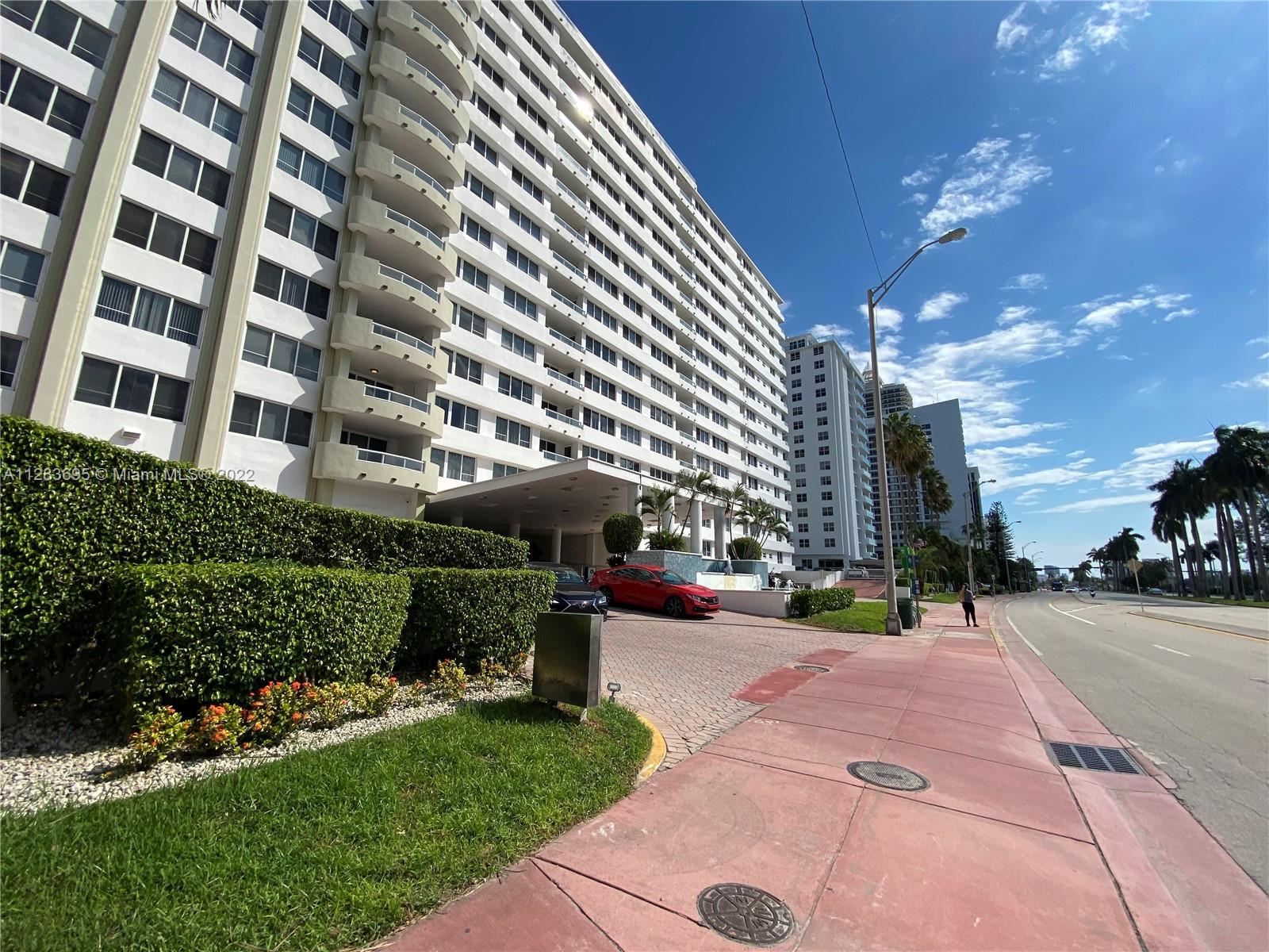 THE CARRIAGE CLUB NORTH C - Residential Lease