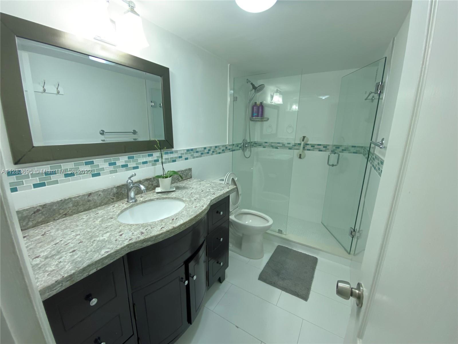 THE CARRIAGE CLUB NORTH C - Residential Lease