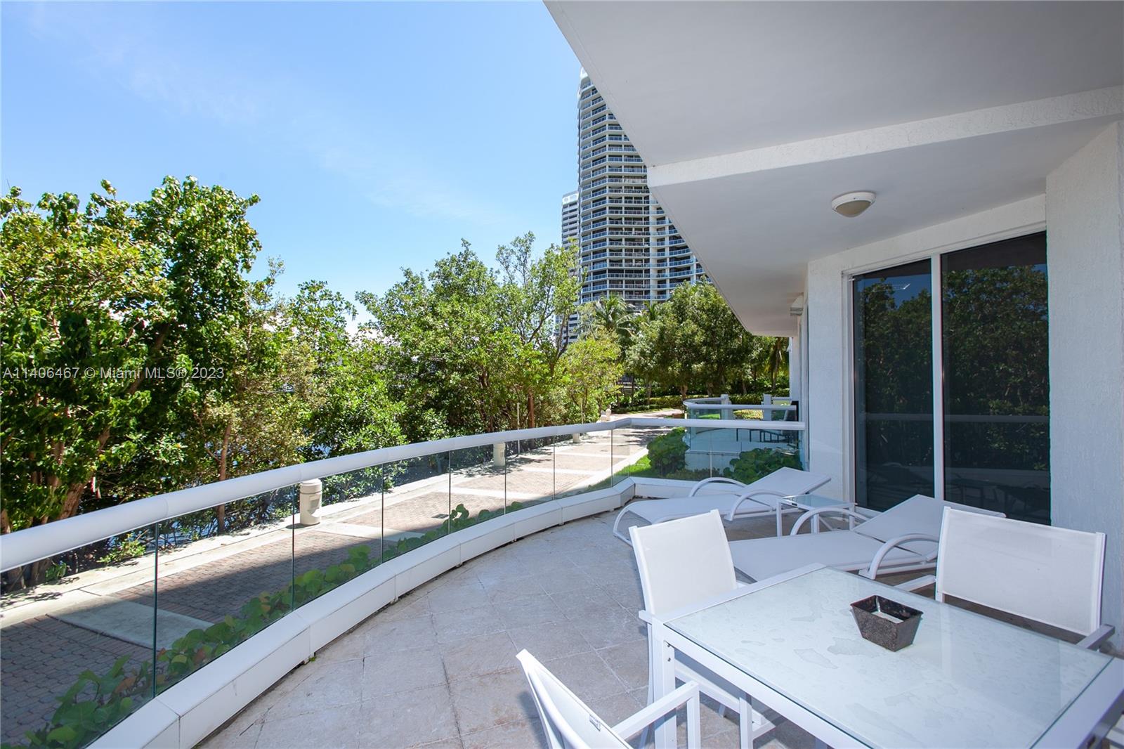 BELLAMARE @ WILLIAMS ISLA - Residential