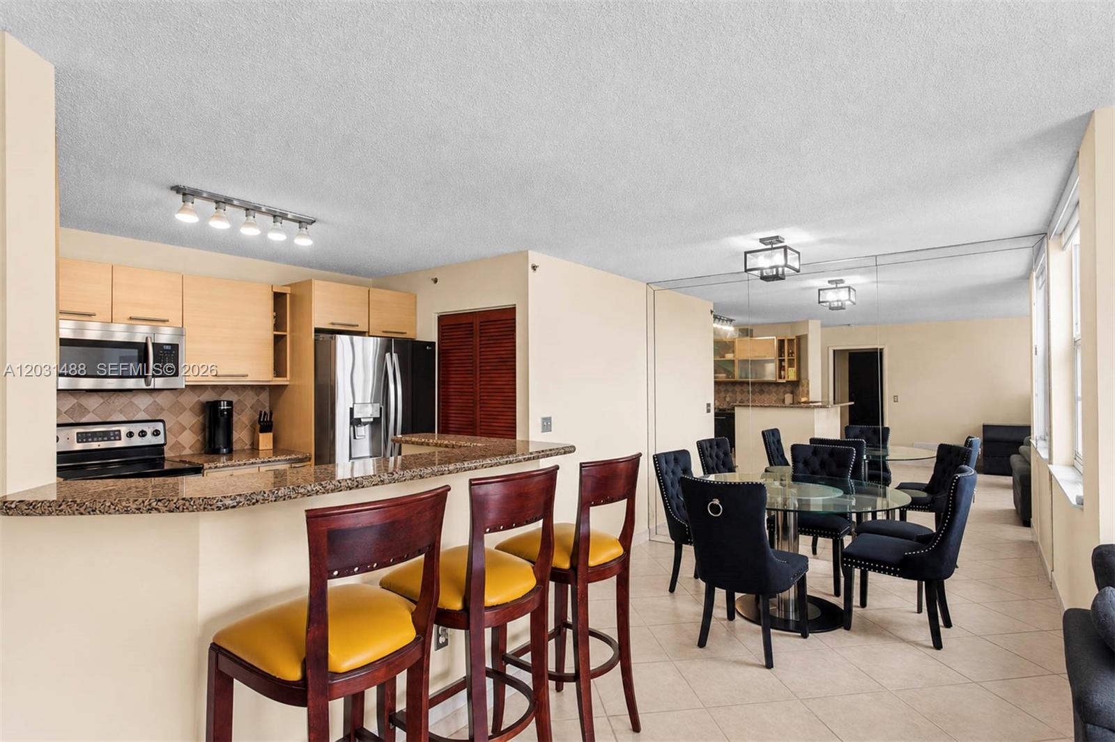 THE YACHT CLUB AT AVENTUR - Residential