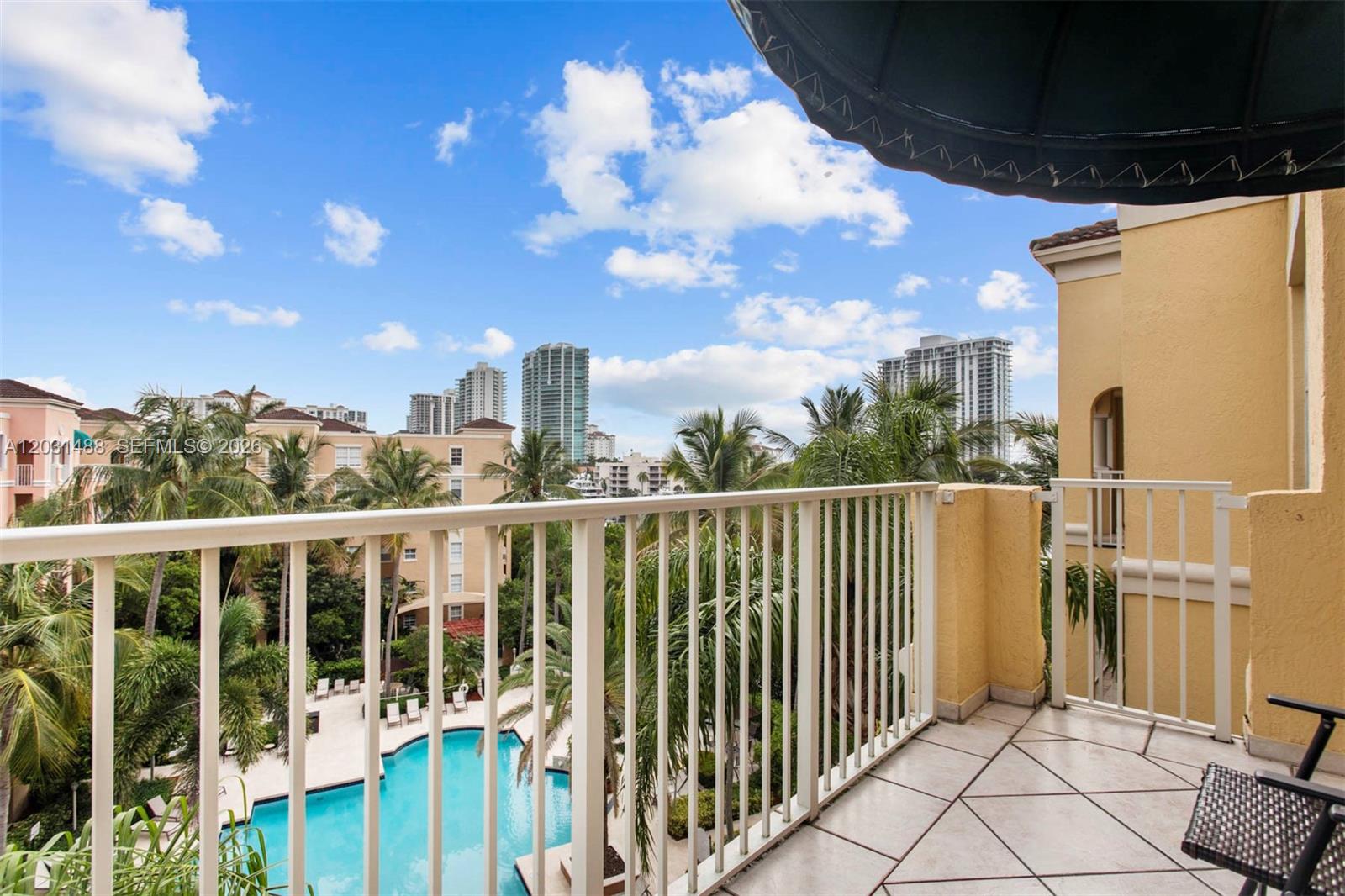 THE YACHT CLUB AT AVENTUR - Residential